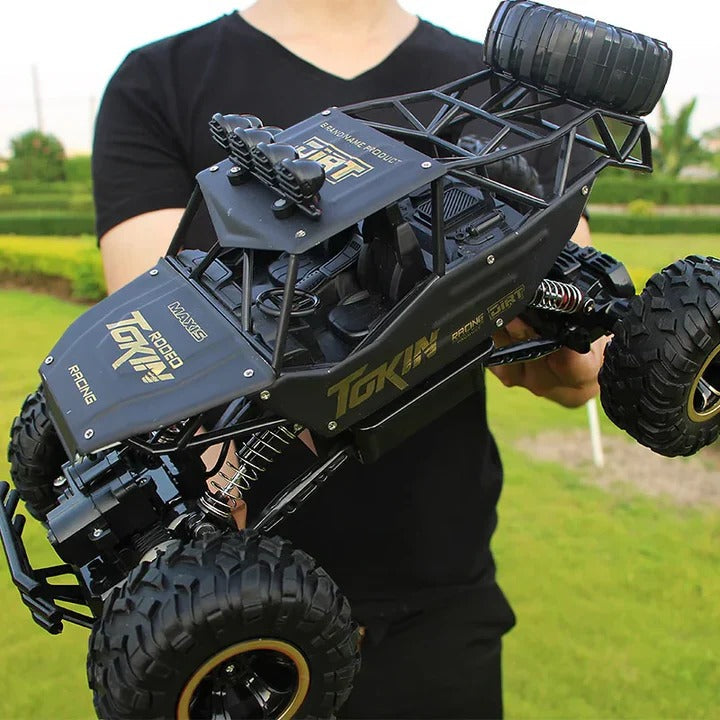 Ultimate Off-Road | RC Monster Truck with 4WD & Dual Motors | Thrilling Remote Control Fun for All Terrains