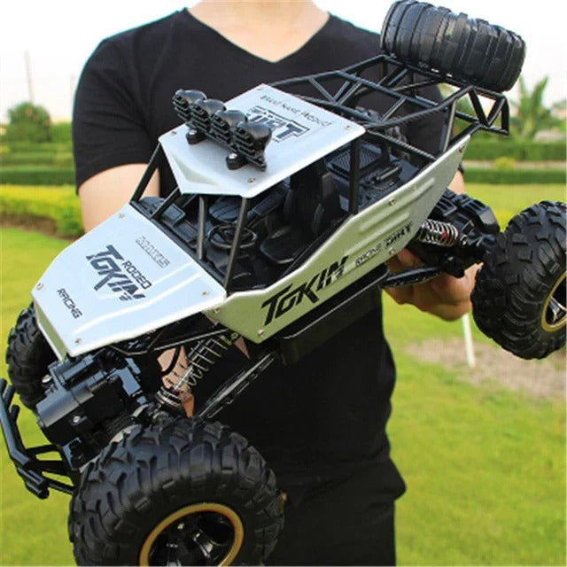 Ultimate Off-Road | RC Monster Truck with 4WD & Dual Motors | Thrilling Remote Control Fun for All Terrains